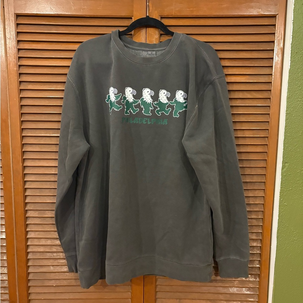 Philadelphia Eagles Football Grey Crewneck Sweatshirt XL never worn